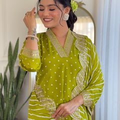 Women's Bandhani Print Embroidered Kurta Pant Set With Muslin Dupatta