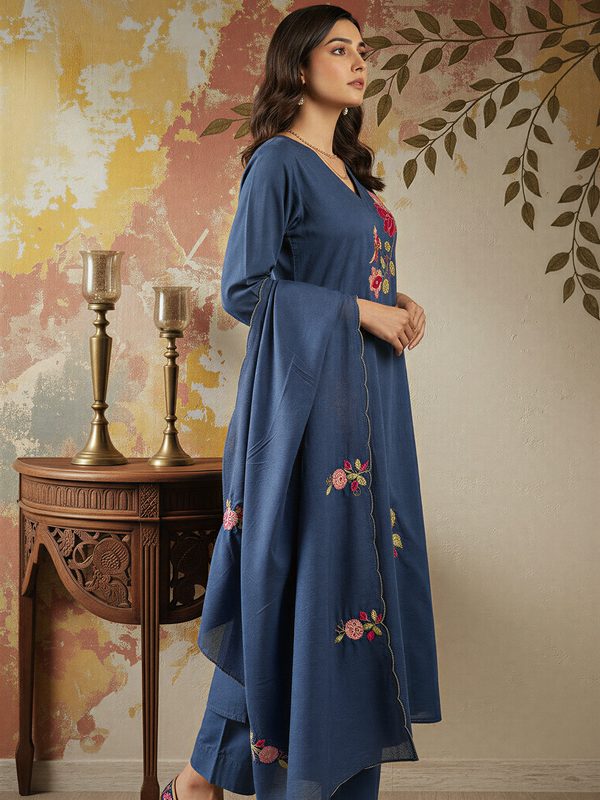 Women's Chanderi Silk Embroidered Kurta Pant & Dupatta Set