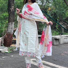 Women's Chanderi Embroidered Kurta Pant & Digital Print Dupatta Set