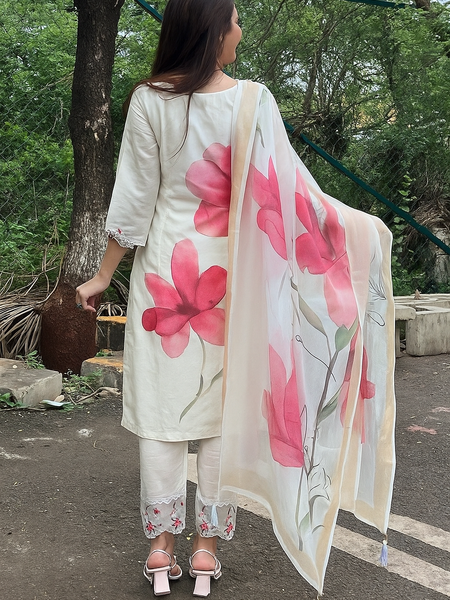 Women's Chanderi Embroidered Kurta Pant & Digital Print Dupatta Set