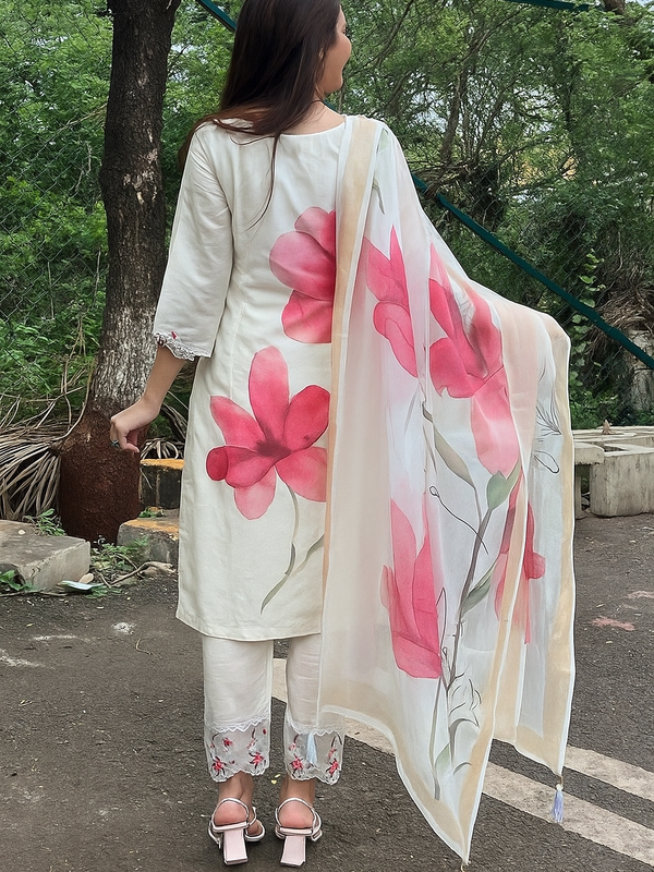 Women's Chanderi Embroidered Kurta Pant & Digital Print Dupatta Set