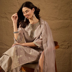 Women's Silk Blend Kurta With Pant & Net Dupatta Set