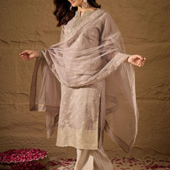 Women's Silk Blend Kurta With Pant & Net Dupatta Set