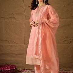 Women's Silk Blend Kurta With Pant & Net Dupatta Set