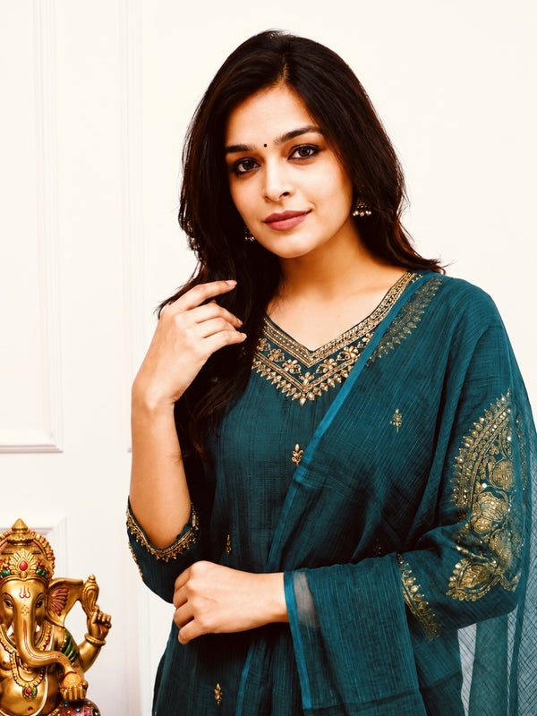 Silk Blend Kurta Set With Kota Doria Dupatta