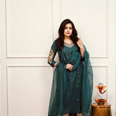 Silk Blend Kurta Set With Kota Doria Dupatta