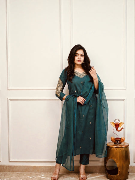 Silk Blend Kurta Set With Kota Doria Dupatta