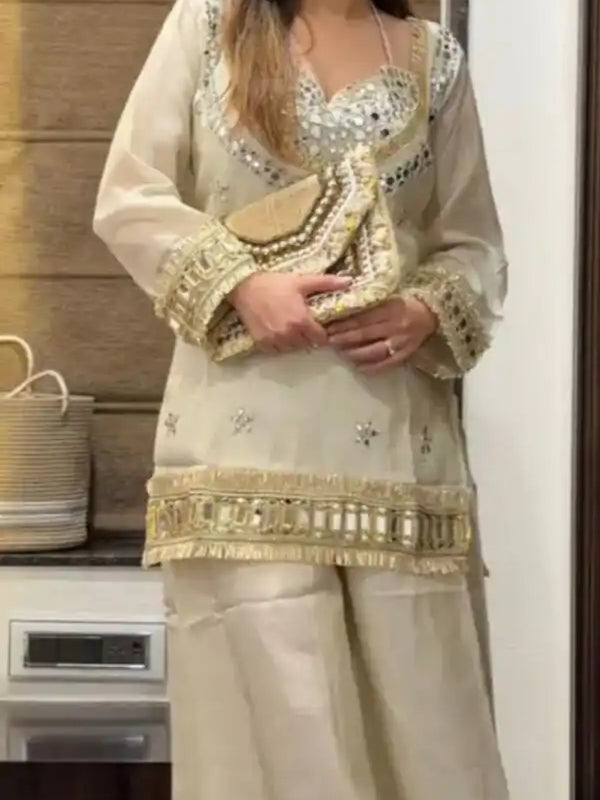 Women's Embroidered Chinon Suit Set With Dupatta