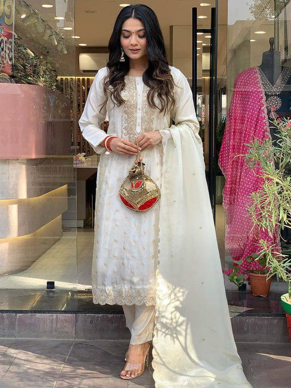 Women's Embroidered Pure Viscose Kurta With Pant & Chanderi Dupatta Set