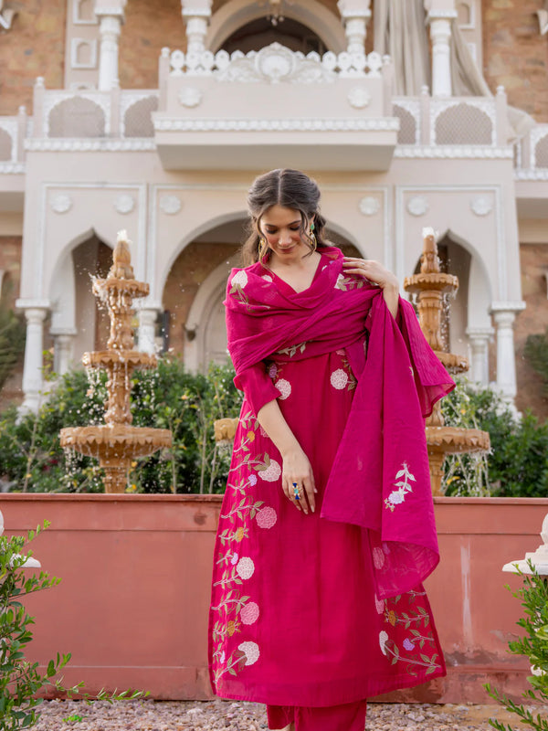 Women’s Chanderi Embroidered Kurta Set With Matching Dupatta