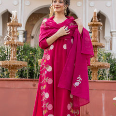 Women’s Chanderi Embroidered Kurta Set With Matching Dupatta
